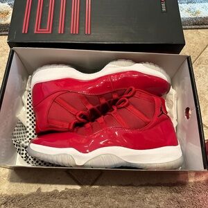 Air Jordan 11 Win like Mike 96’ sz 12